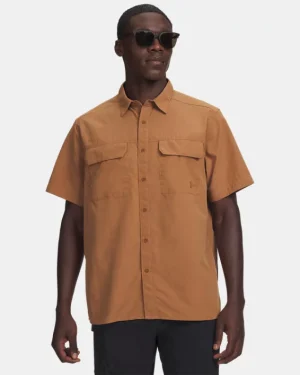 UA Explor Woven Solid Mens Short Sleeve